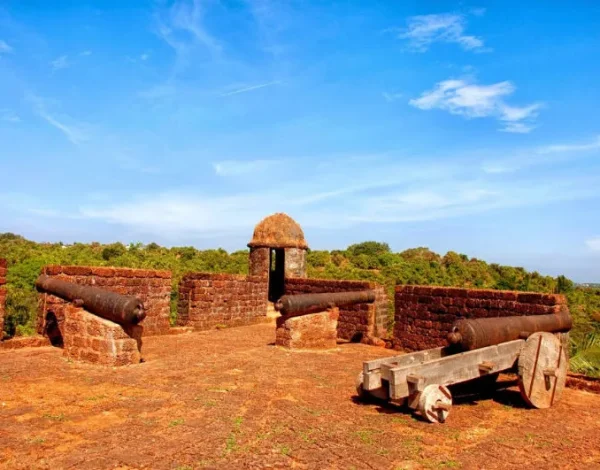 Hire a car for Goa’s historic and cultural tours